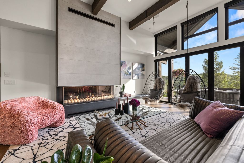 Mountain Modern Retreat with Stunning Valley Views and Ultimate Privacy in Montana Hits the Market for 3699000 12