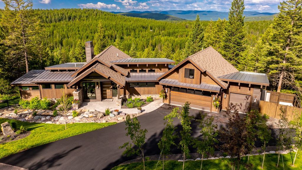 Mountain Modern Retreat with Stunning Valley Views and Ultimate Privacy in Montana Hits the Market for 3699000 4