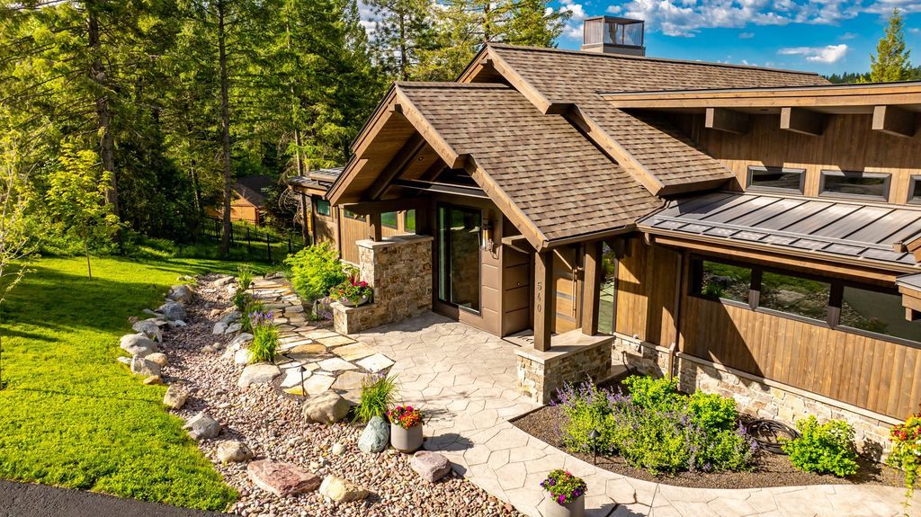 Mountain Modern Retreat with Stunning Valley Views and Ultimate Privacy in Montana Hits the Market for 3699000 5