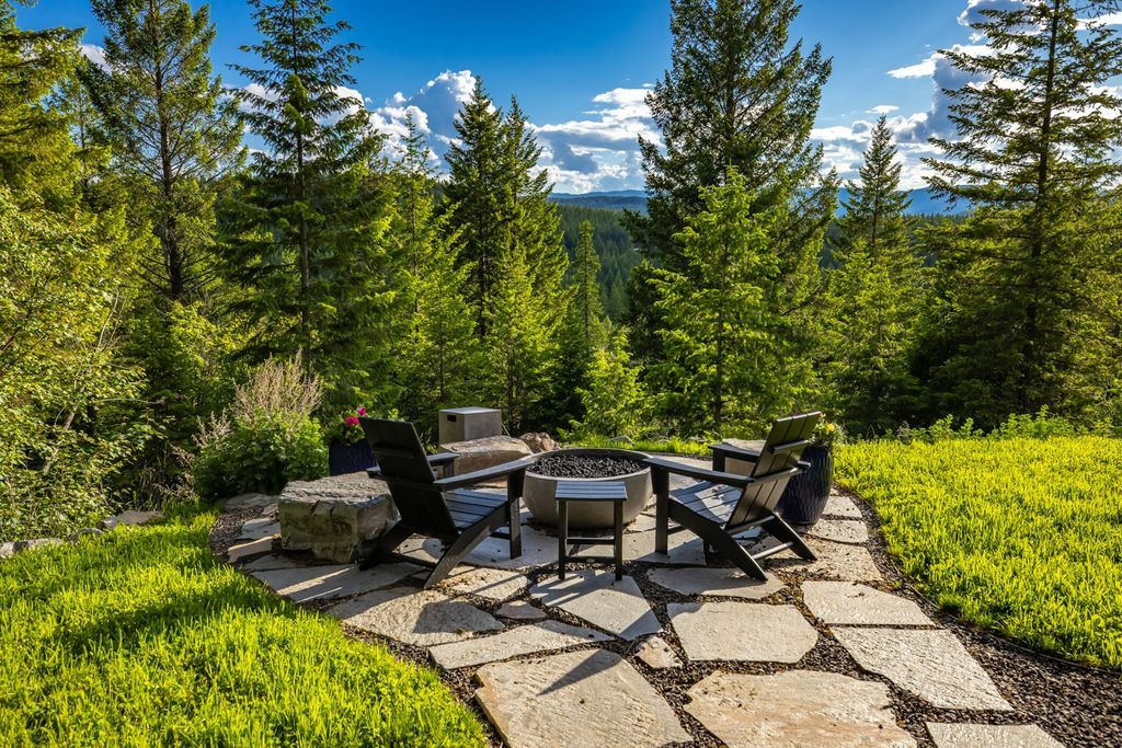 Mountain Modern Retreat with Stunning Valley Views and Ultimate Privacy in Montana Hits the Market for 3699000 58