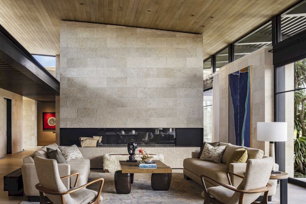 Palm Desert Retreat in Sunlit Elegance by Kor Architects 15
