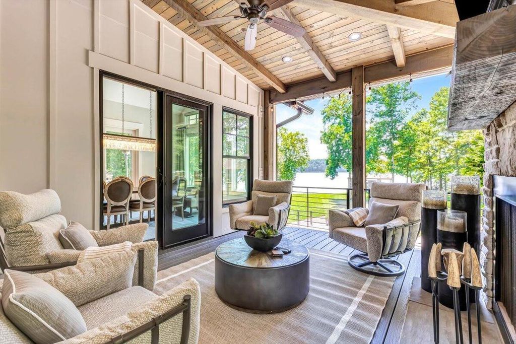 Paradise Found Stunning Tennessee Home with Spectacular Views on Nearly 1 Acre for 2.7 Million 43