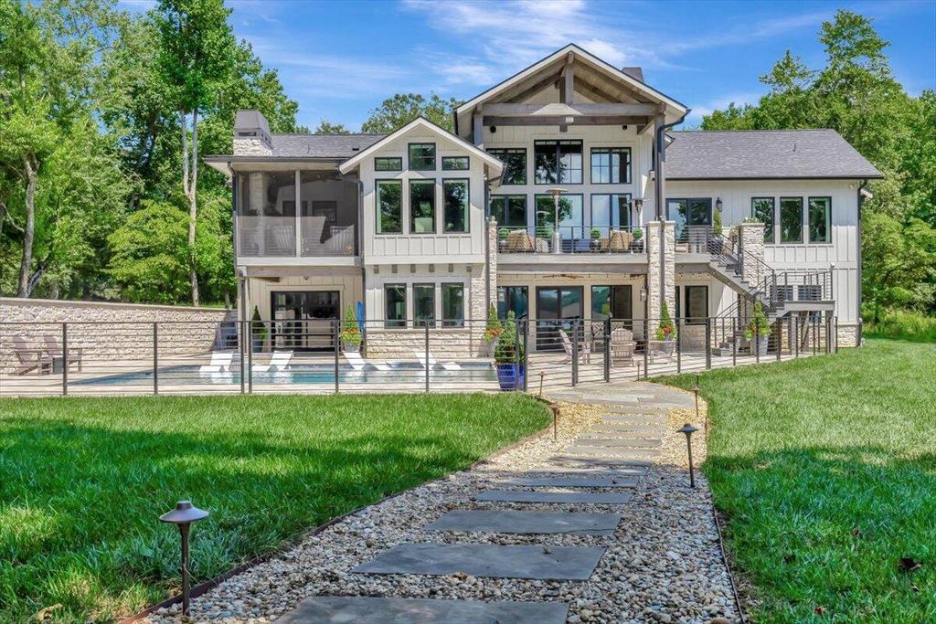 Paradise Found Stunning Tennessee Home with Spectacular Views on Nearly 1 Acre for 2.7 Million 55