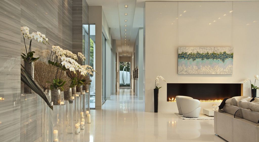 Sarbonne I House, an Urban Oasis in CA by McClean Design
