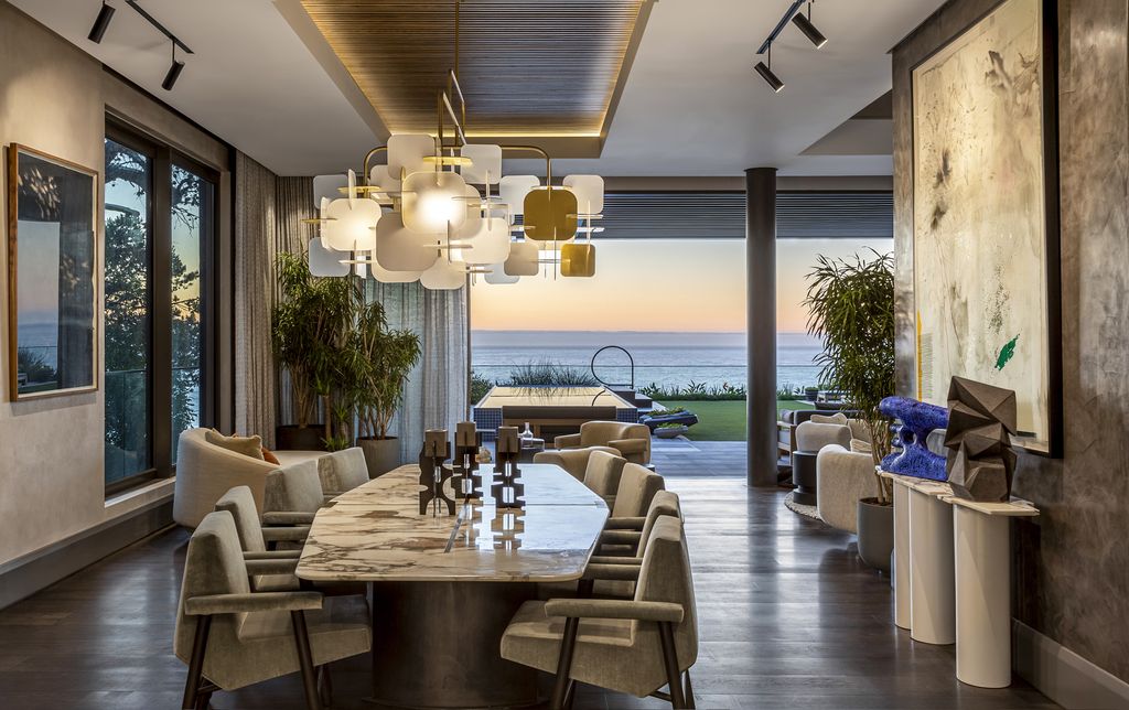South Villa, blend of global design & craftsmanship by ARRCC