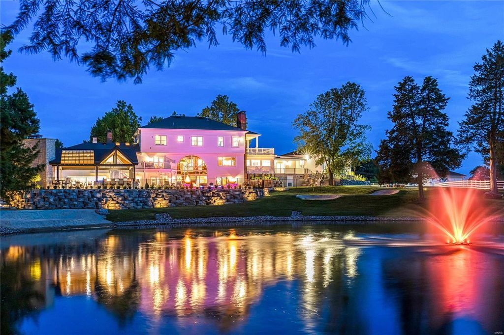 Spectacular Equestrian Property on 10.76 Scenic Acres in Missouri Listed for 5789000 14