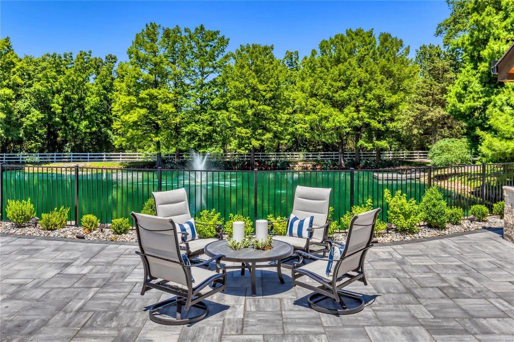 Spectacular Equestrian Property on 10.76 Scenic Acres in Missouri Listed for 5789000 25