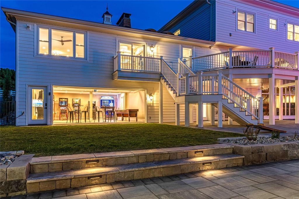 Spectacular Equestrian Property on 10.76 Scenic Acres in Missouri Listed for 5789000 40