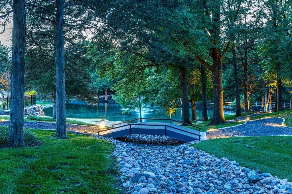 Spectacular Equestrian Property on 10.76 Scenic Acres in Missouri Listed for 5789000 50
