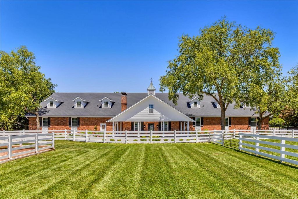 Spectacular Equestrian Property on 10.76 Scenic Acres in Missouri Listed for 5789000 52