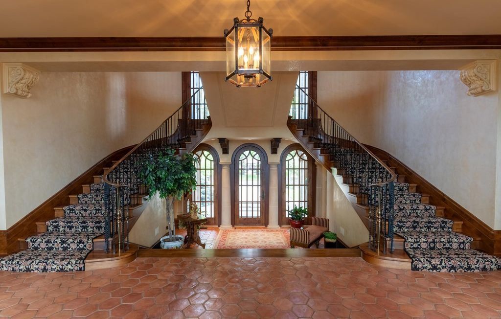 Tuscan Inspired Mansion with Expansive Views Hits the Market in Minnesota for 14 Million 26