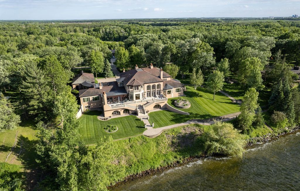 Tuscan Inspired Mansion with Expansive Views Hits the Market in Minnesota for 14 Million 5
