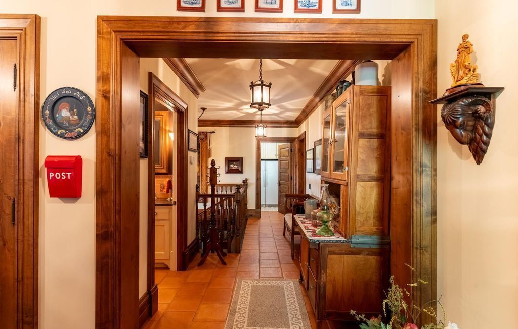 Tuscan Inspired Mansion with Expansive Views Hits the Market in Minnesota for 14 Million 50