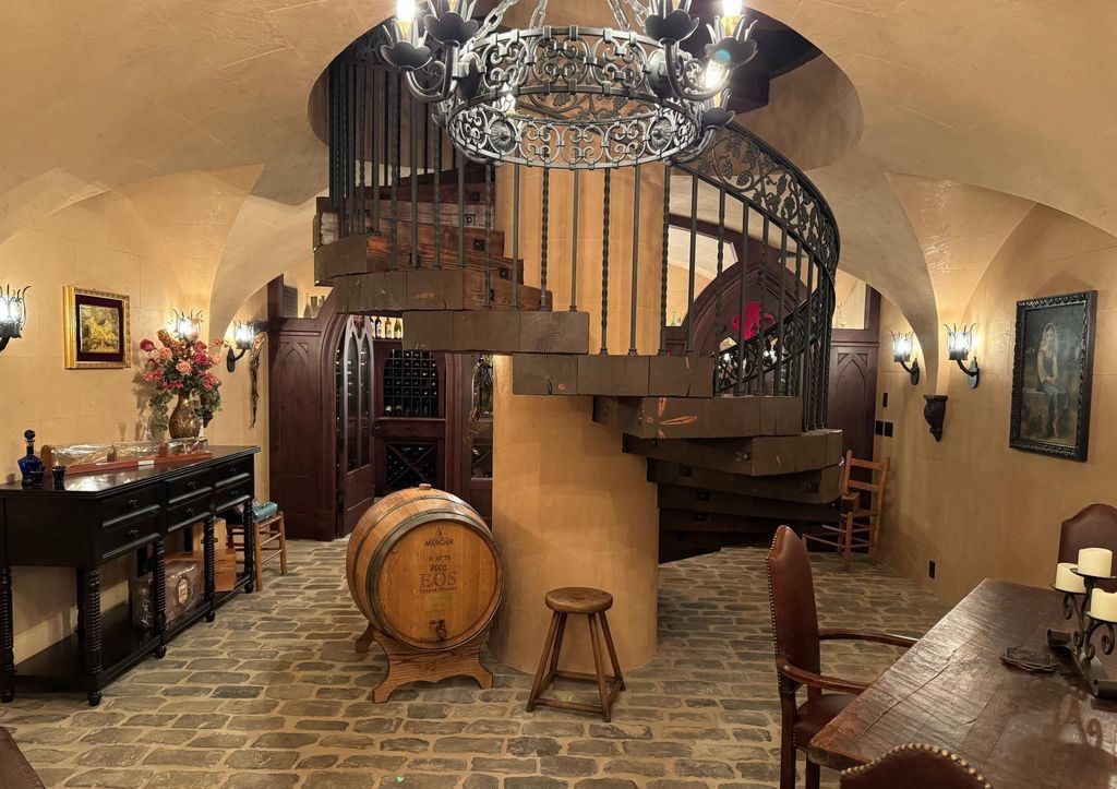 Tuscan Inspired Mansion with Expansive Views Hits the Market in Minnesota for 14 Million 61
