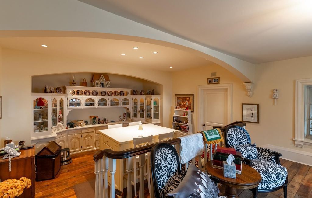 Tuscan Inspired Mansion with Expansive Views Hits the Market in Minnesota for 14 Million 64