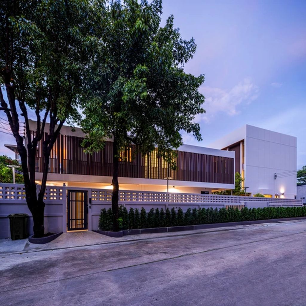 V18 House, Tradition & Modernity Novation by S+S Architects