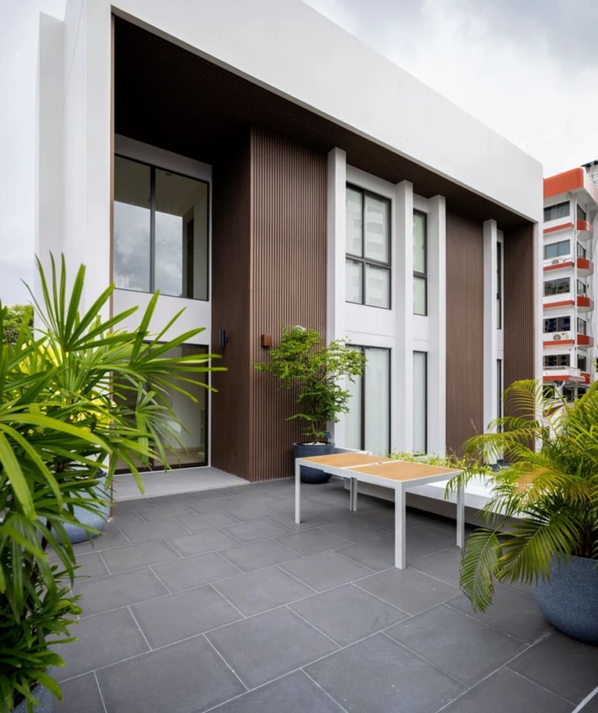 V18 House, Tradition & Modernity Novation by S+S Architects