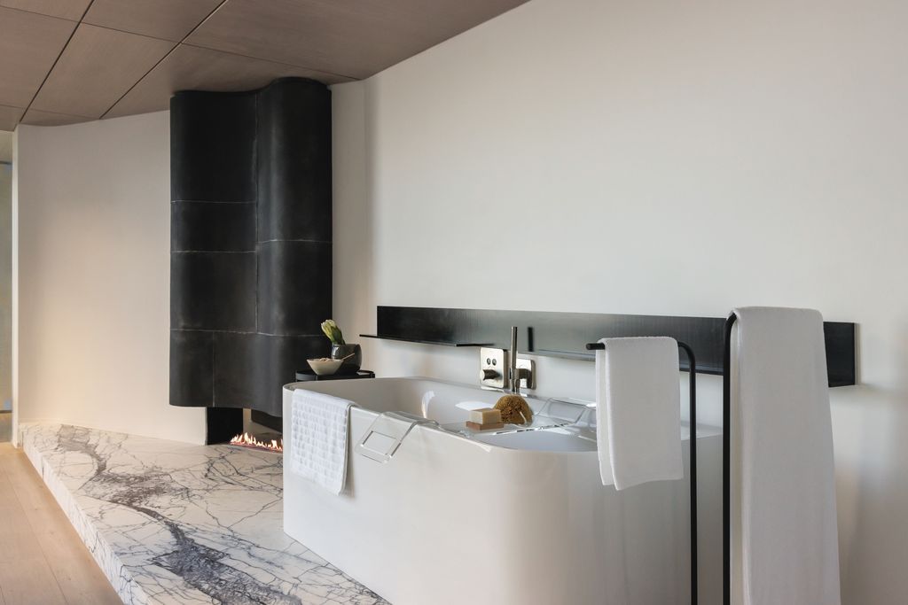 Waterside in Cape Town for Seamless Coastal Living by ARRCC 19