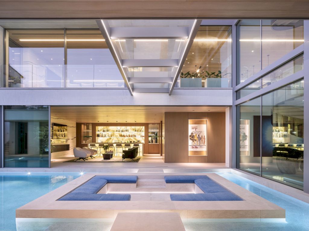West Bay House, Stunning Mansion by McClean Design