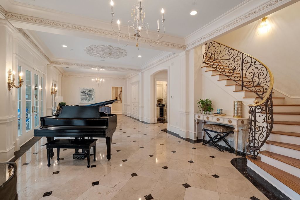 2.495 Million Tennessee Home Luxurious Custom Build with Exceptional Craftsmanship 11