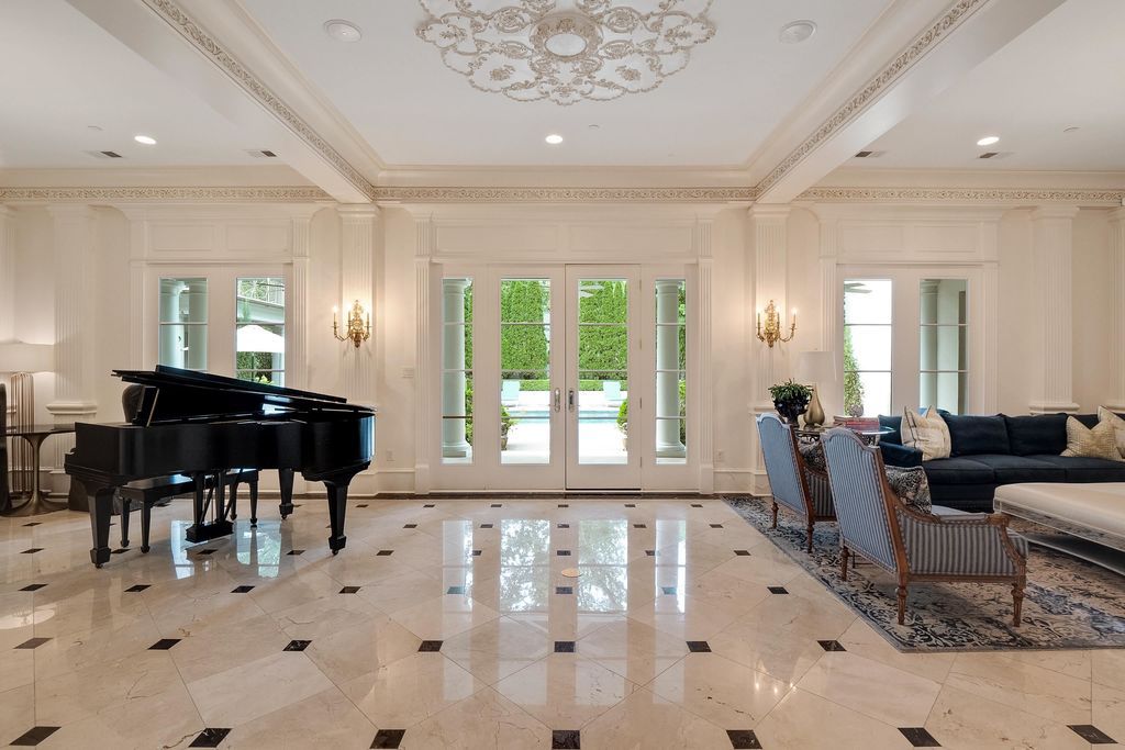 2.495 Million Tennessee Home Luxurious Custom Build with Exceptional Craftsmanship 12