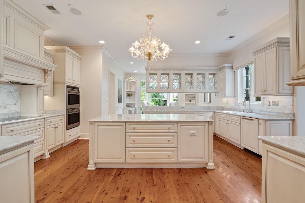 2.495 Million Tennessee Home Luxurious Custom Build with Exceptional Craftsmanship 14