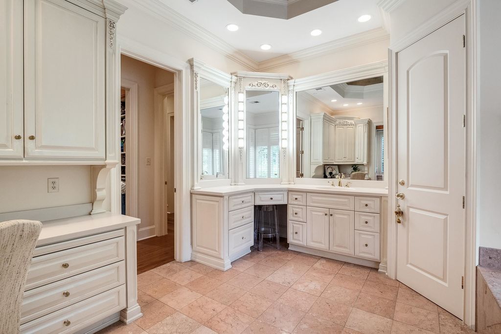 2.495 Million Tennessee Home Luxurious Custom Build with Exceptional Craftsmanship 22