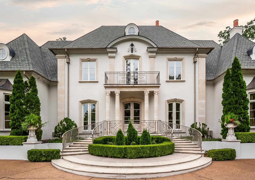 2.495 Million Tennessee Home Luxurious Custom Build with Exceptional Craftsmanship 4