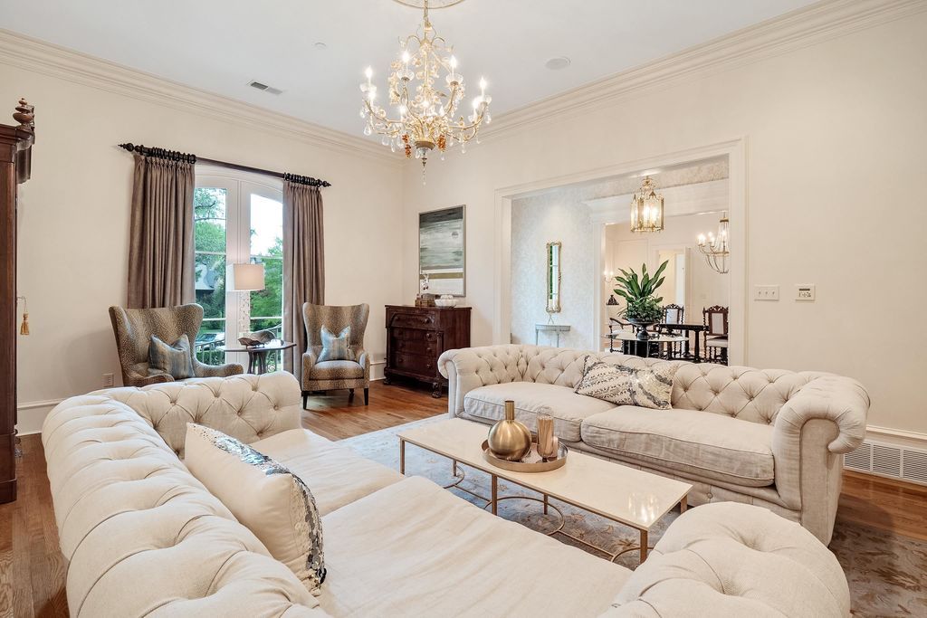 2.495 Million Tennessee Home Luxurious Custom Build with Exceptional Craftsmanship 8