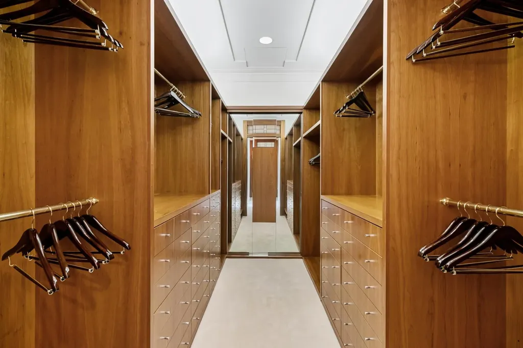 Beautiful W. Keith Owen Designed Home in Michigan Listed for 9.5 Million 44 1