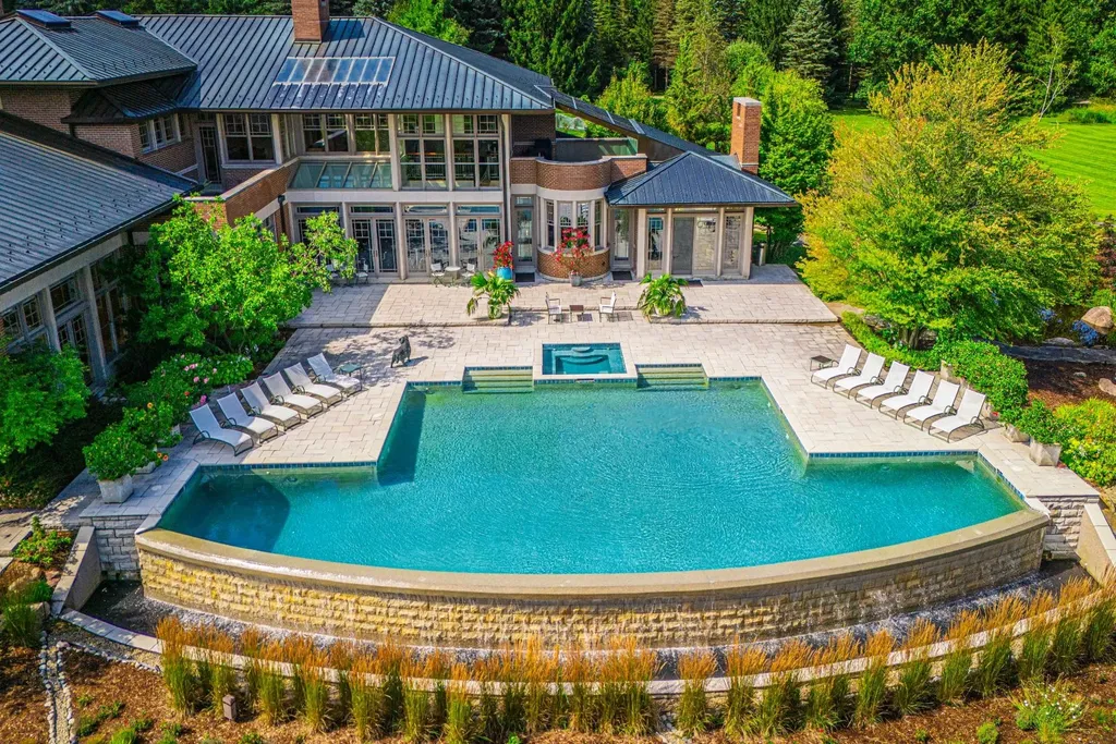Beautiful W. Keith Owen Designed Home in Michigan Listed for 9.5 Million 57