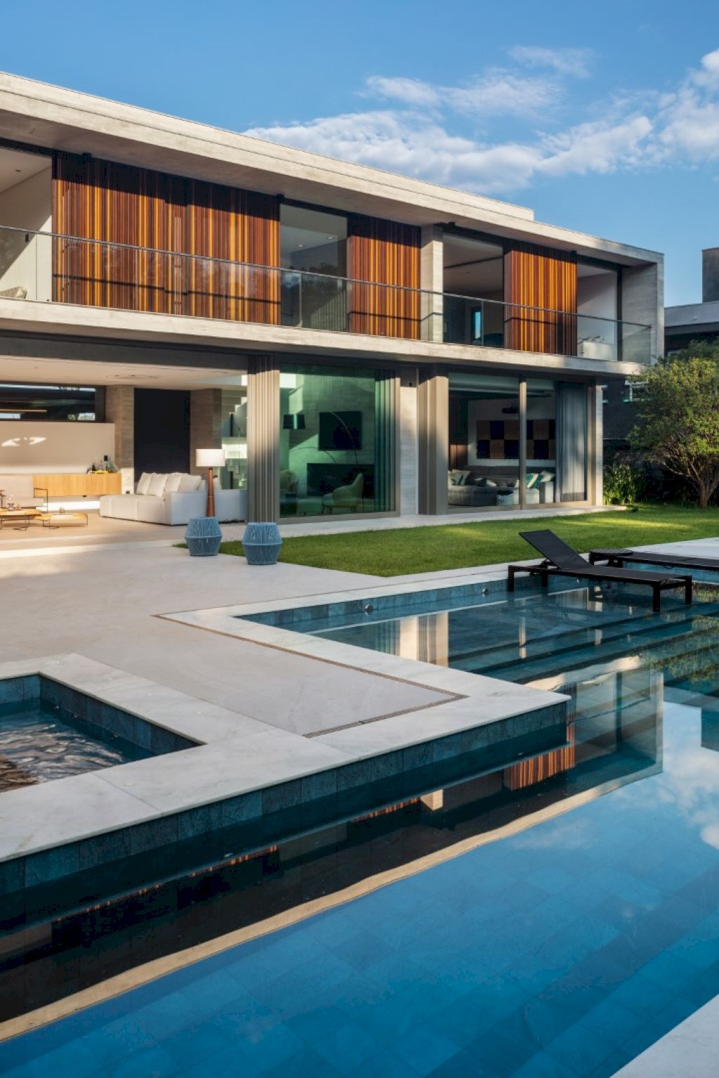 Casa FCS in Brazil by SAU Studio Arquitetura Urbanismo