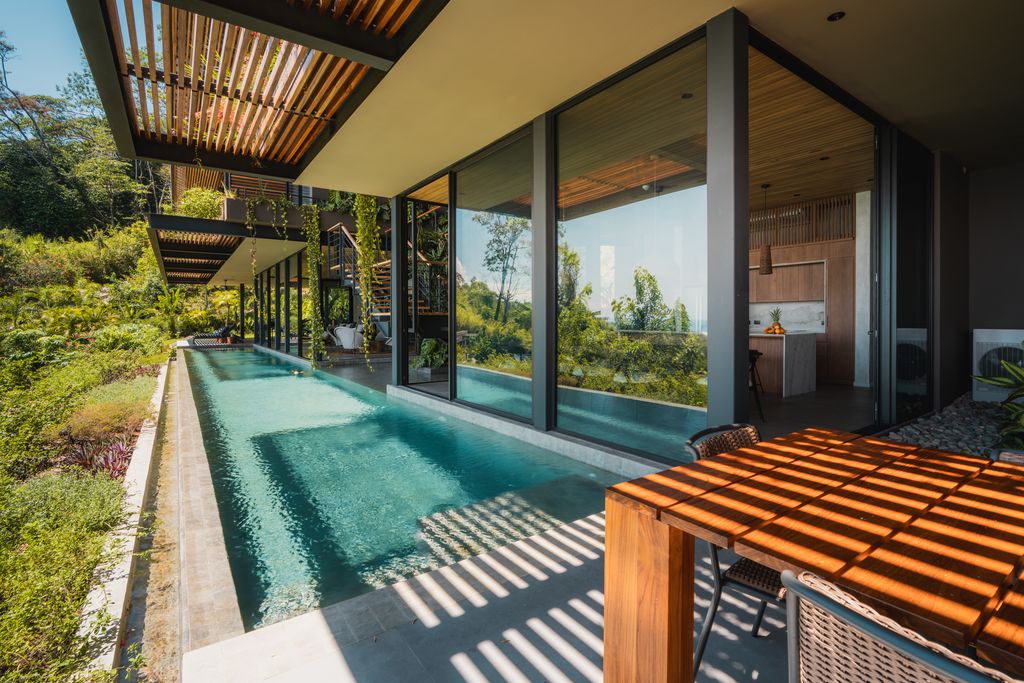 Cascada de Luz, Sunlit Sanctuary in Dominical by Studio Saxe
