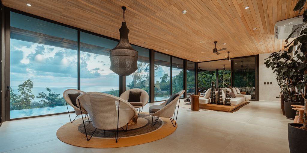 Cascada de Luz Sunlit Sanctuary in Dominical by Studio Saxe 28