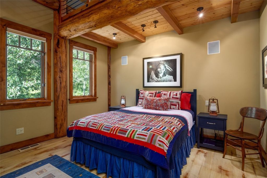 Charming Custom Home in Steamboat Springs Rustic Luxury Minutes from World Class Skiing Listed for 6995000 35
