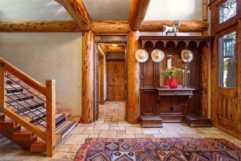 Charming Custom Home in Steamboat Springs Rustic Luxury Minutes from World Class Skiing Listed for 6995000 38