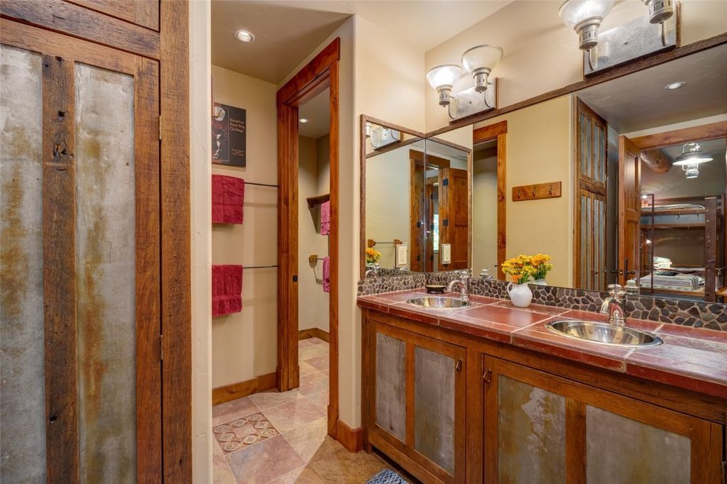 Charming Custom Home in Steamboat Springs Rustic Luxury Minutes from World Class Skiing Listed for 6995000 42