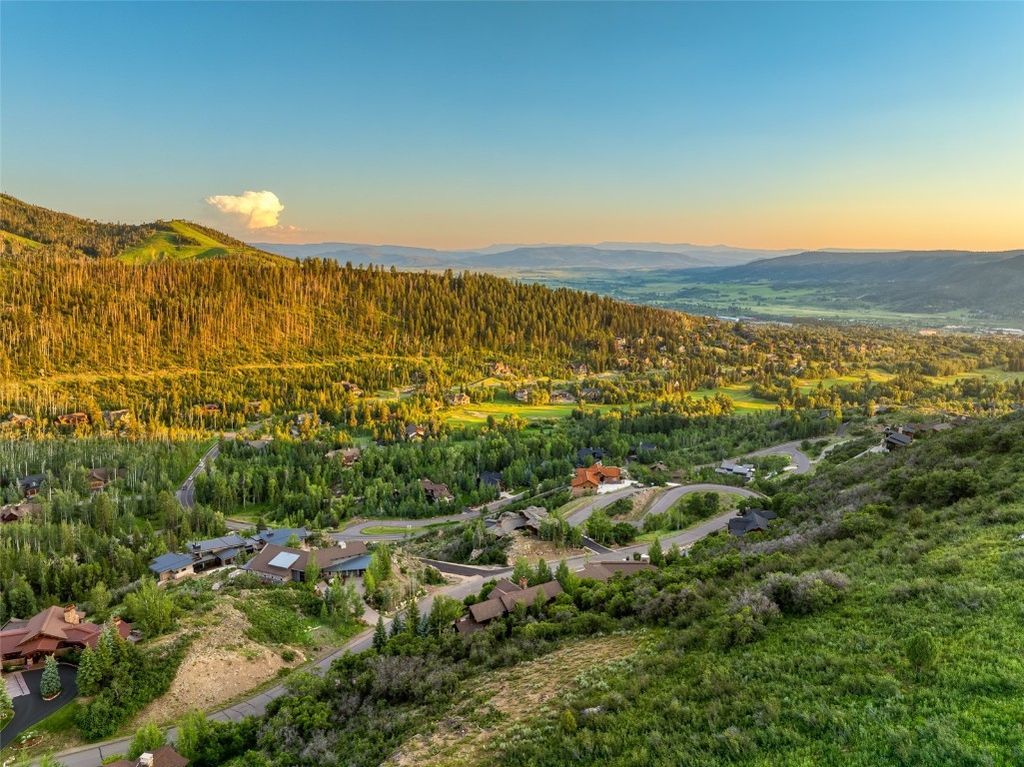 Charming Custom Home in Steamboat Springs Rustic Luxury Minutes from World Class Skiing Listed for 6995000 45