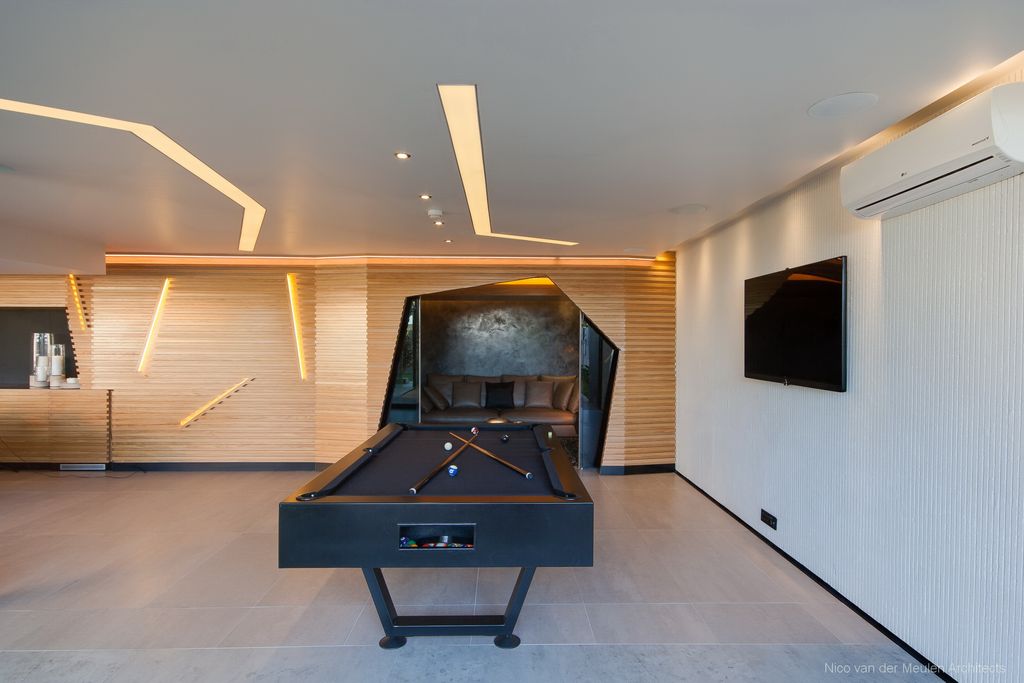 Concrete House a marvel by Nico van der Meulen Architects 13