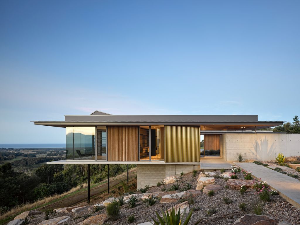 Coolamon House Blend of Nature and Design by DFJ Architects 1