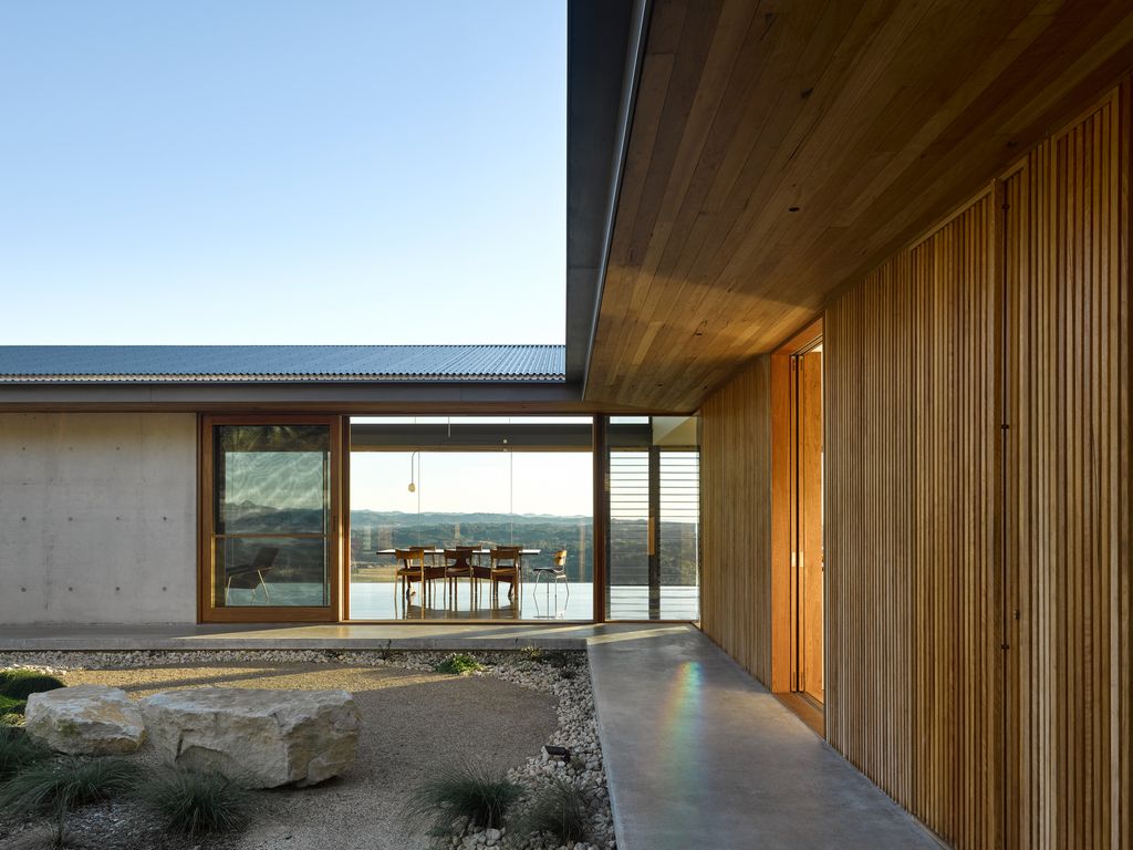 Coolamon House Blend of Nature and Design by DFJ Architects 9