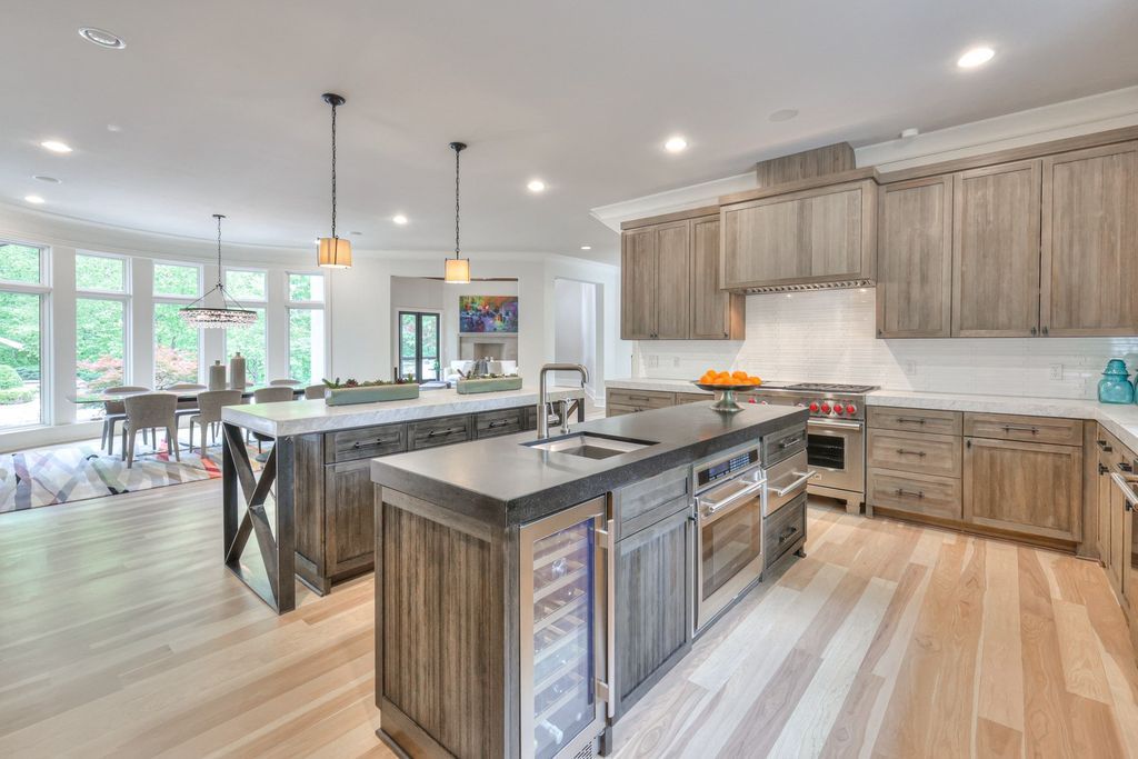 Elegant Tennessee Estate with Inviting Ambiance Asking 5.75 Million 15