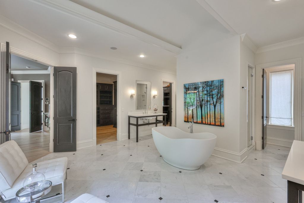 Elegant Tennessee Estate with Inviting Ambiance Asking 5.75 Million 24