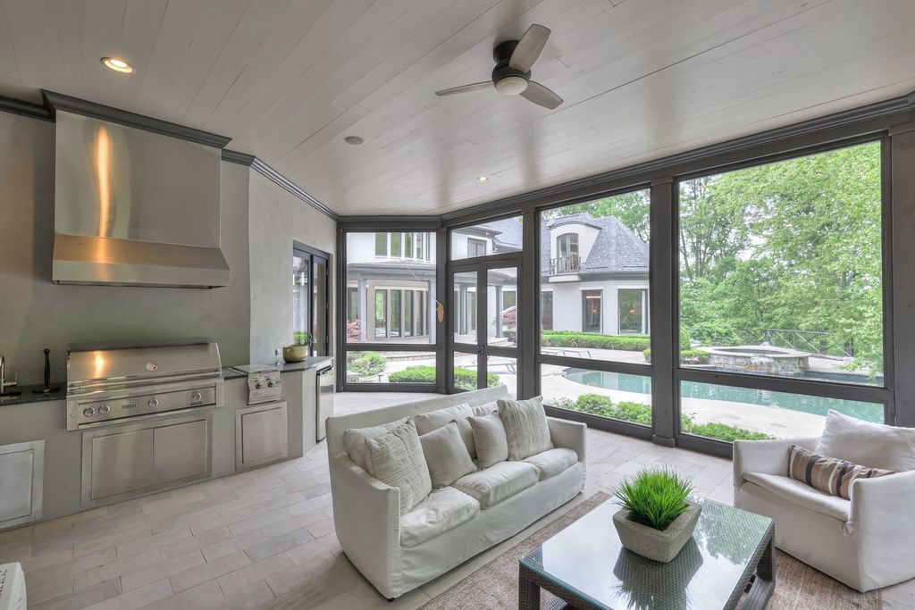 Elegant Tennessee Estate with Inviting Ambiance Asking 5.75 Million 29