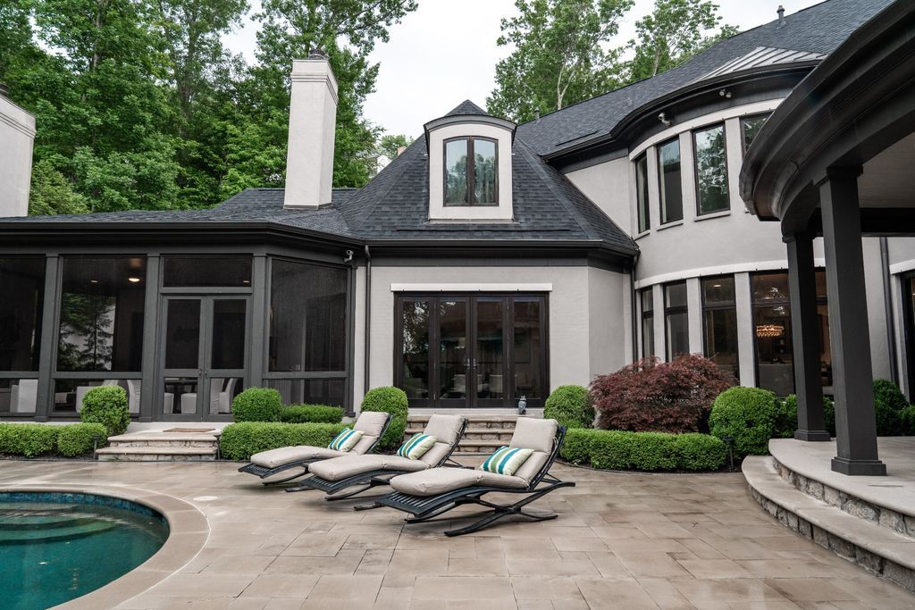 Elegant Tennessee Estate with Inviting Ambiance Asking 5.75 Million 47