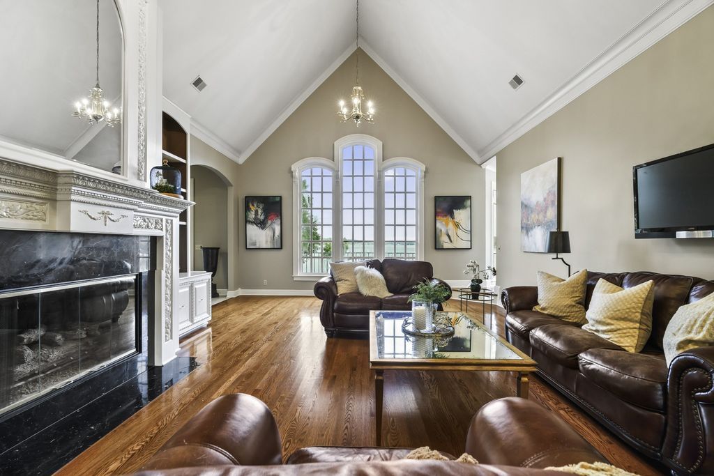 Entertainers Paradise Serene Cul de sac Home on Old Hickory Lake Tennessee Asking 2.1 Million 15