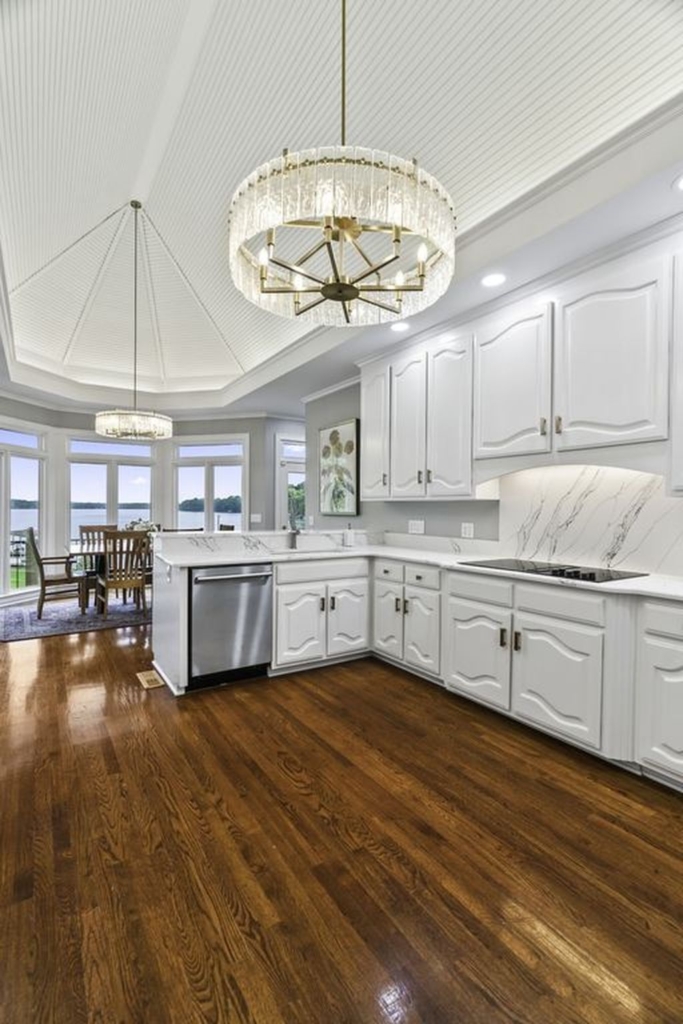 Entertainers Paradise Serene Cul de sac Home on Old Hickory Lake Tennessee Asking 2.1 Million 22