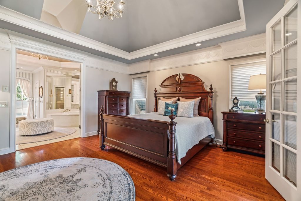 Entertainers Paradise Serene Cul de sac Home on Old Hickory Lake Tennessee Asking 2.1 Million 25