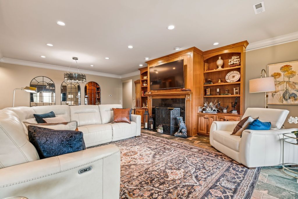 Entertainers Paradise Serene Cul de sac Home on Old Hickory Lake Tennessee Asking 2.1 Million 40