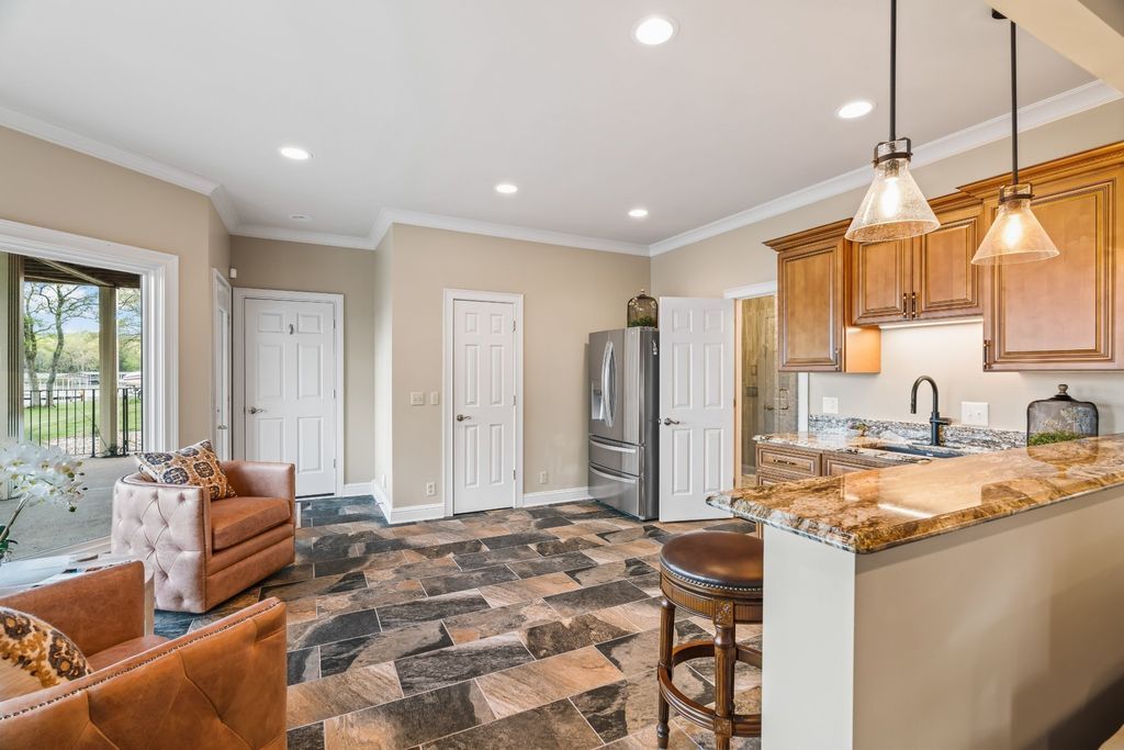 Entertainers Paradise Serene Cul de sac Home on Old Hickory Lake Tennessee Asking 2.1 Million 41